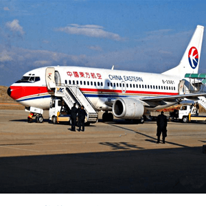 金湾航空货运航空快运业稳步发展的原因是什么？